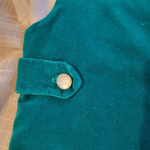 Vintage Green Velvet Baby Romper with White Shirt 24 Month- 1T - Picture 4 of 12